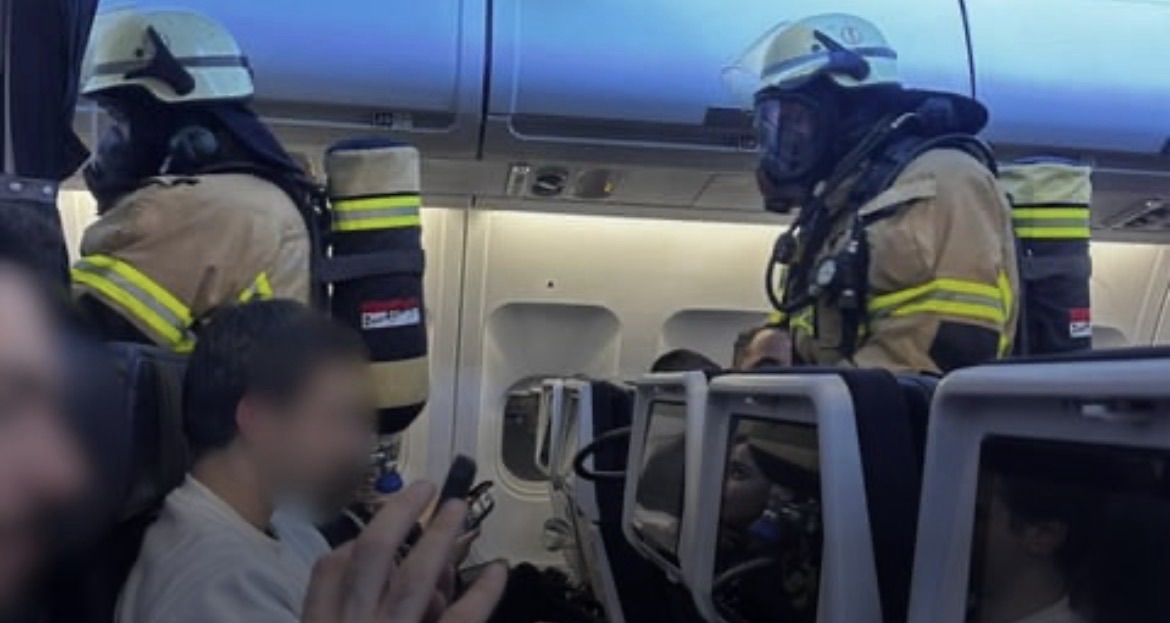 طائرة air france المنطلقة من بيروت اليوم والمتجهة إلى باريس هبطت اضطراريّاً في مطار ميونيخ بسبب حريق مجهول المصدر تمّت السيطرة عليه( MTV)