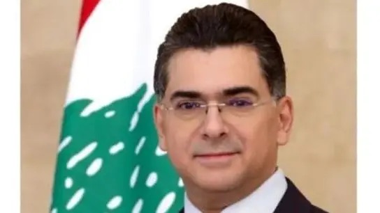 وطنية – بعد الاستيضاح من وزير الاعلام المحامي د. بول مرقص أجاب انه “لا صحة لما يتداول حول تاجيل جلسة الحكومة الى موعد آخر بسبب تعرض رئيس الحكومة نواف سلام لوعكة صحية أثناء جلسة الحكومة في السرايا، وأن دولة الرئيس بألف خير”.