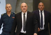 “المهادنة لم تغيّر شيئاً”.. عون يصعّد لهجته وحزب الله يهدد بـ”فائض القوة”