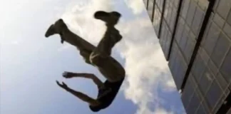 مصرع ابن الـ15 عامًا بعد سقوطه من مبنى في صور