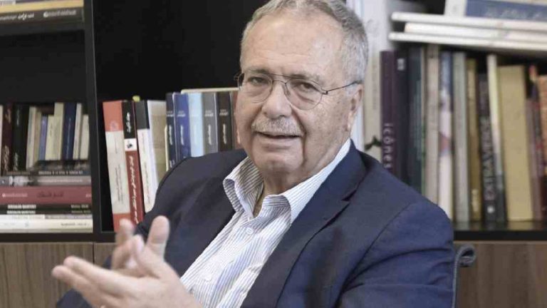 متري: أكثر من 300 سجين سيتم تسليمهم إلى سوريا