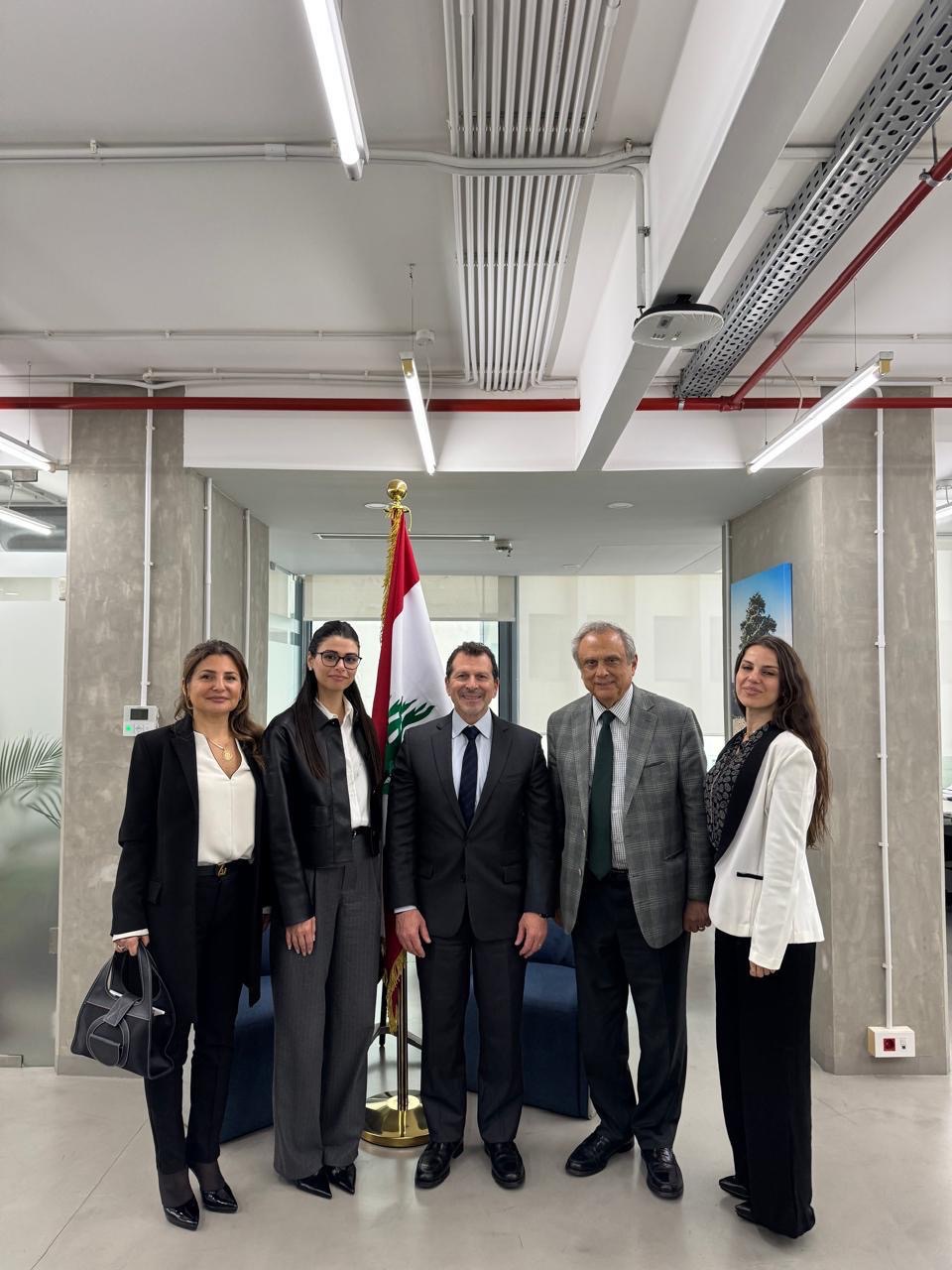 شحادة يستقبل مدير عام مصرف الإسكان وبحث برقمنة الخدمات