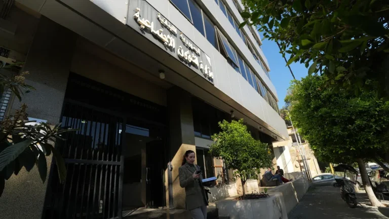 بطاقة “أمان”… شبكة حماية للفقراء أم بوابة للمحسوبيات؟