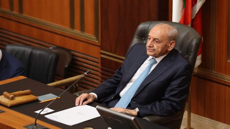 بري للترشح في كل الدوائر بما في ذلك الـ16