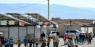 في الهرمل شرقي لبنان… مخيّم لإيواء فارين من سوريا بعد إطاحة الأسد