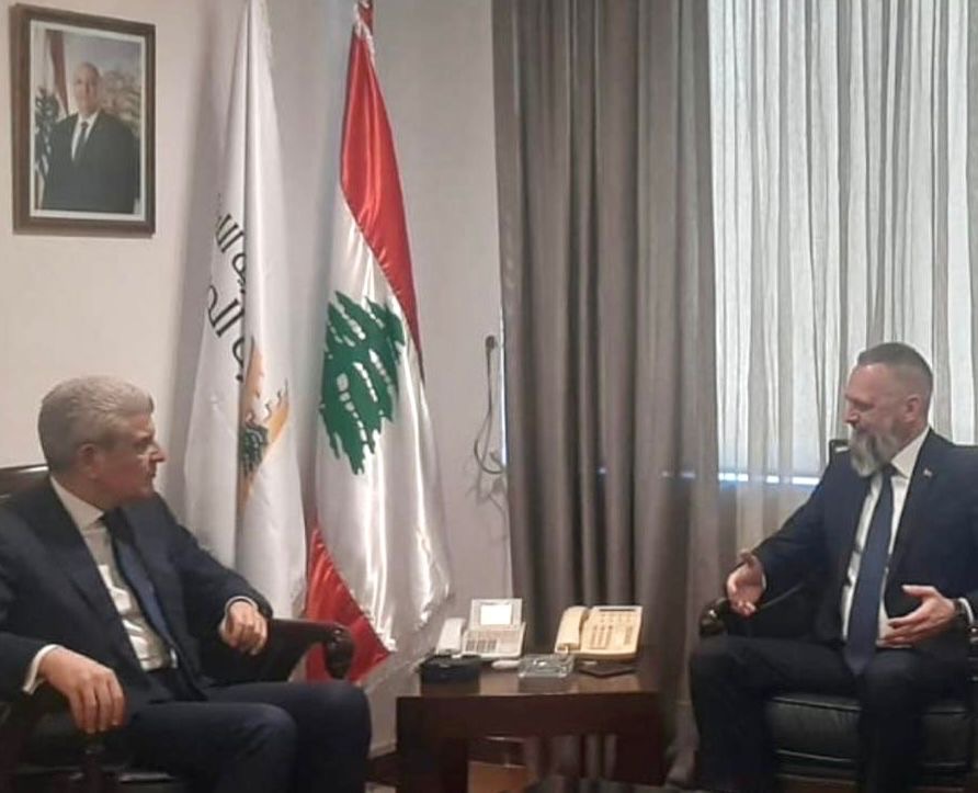 عيسى الخوري: تعزيز التعاون الصناعي مع بيلاروسيامهم لتعزيز صادرات لبنان