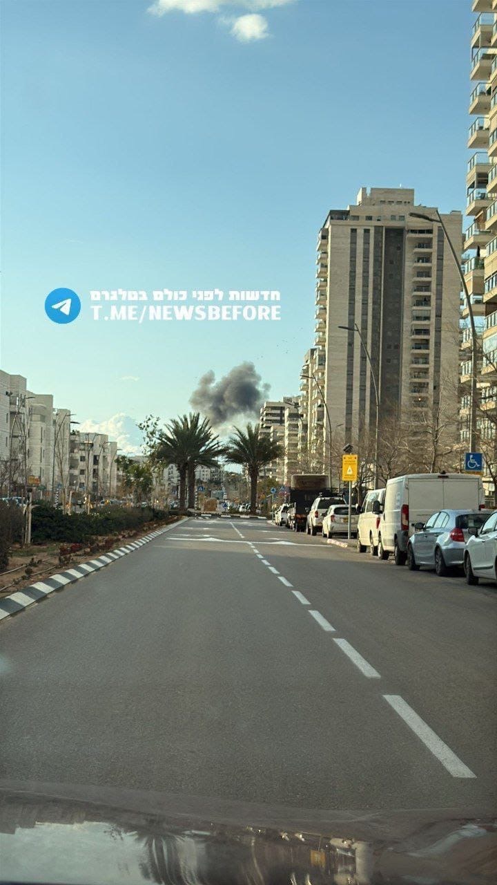 سقوط صاروخ إيراني في تل ابيب