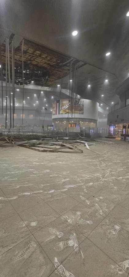 دمار في مطار الكويت