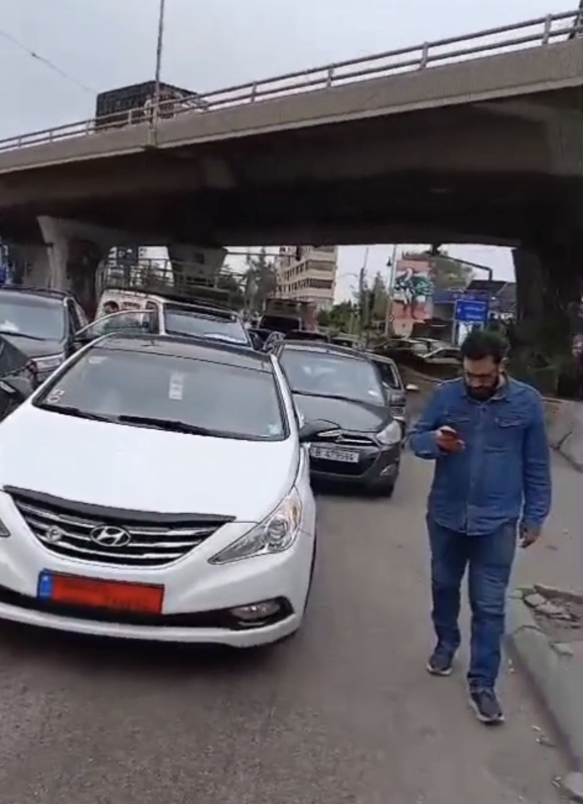 قطع طريق خلدة من قبل المحتجين