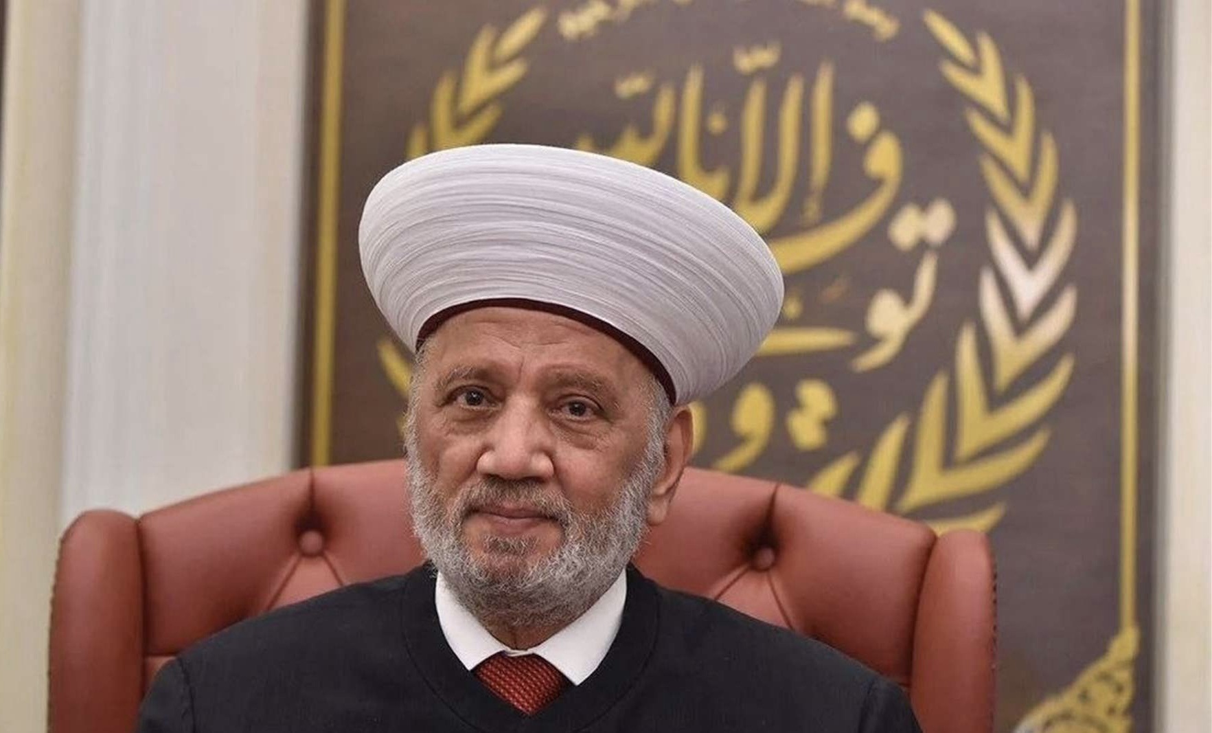 *المفتي دريان تسلم رسالة من بابا الفاتيكان*