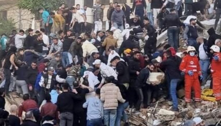 *رئيس غرفة التجارة والصناعة في طرابلس توفيق دبوسي لـ”تلفزيون لبنان”: طرابلس قادرة أن تكون رافعة للاقتصاد الوطني ودفعت أثمان كل الأزمات الاقليمية ولا بد من إعادة النظر لملاقاة المجتمع الدولي بخطط تخلق الاستثمارات وفرص العمل*