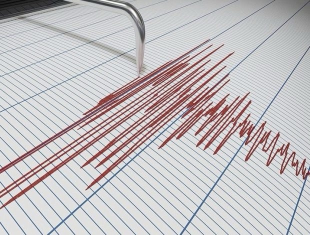 *المركز الوطني للجيوفيزياء: سجّل عند الساعة 12:59 من بعد ظهر اليوم هزة أرضية بقوة 2.4 درجة حدد موقعها في منطقة لوسيا -قضاء البقاع الغربي.كما سجلت عند الساعة 9 هزة أرضية بقوة 2.6 درجة حدد موقعها في منطقة عربصاليم – قضاء النبطية*