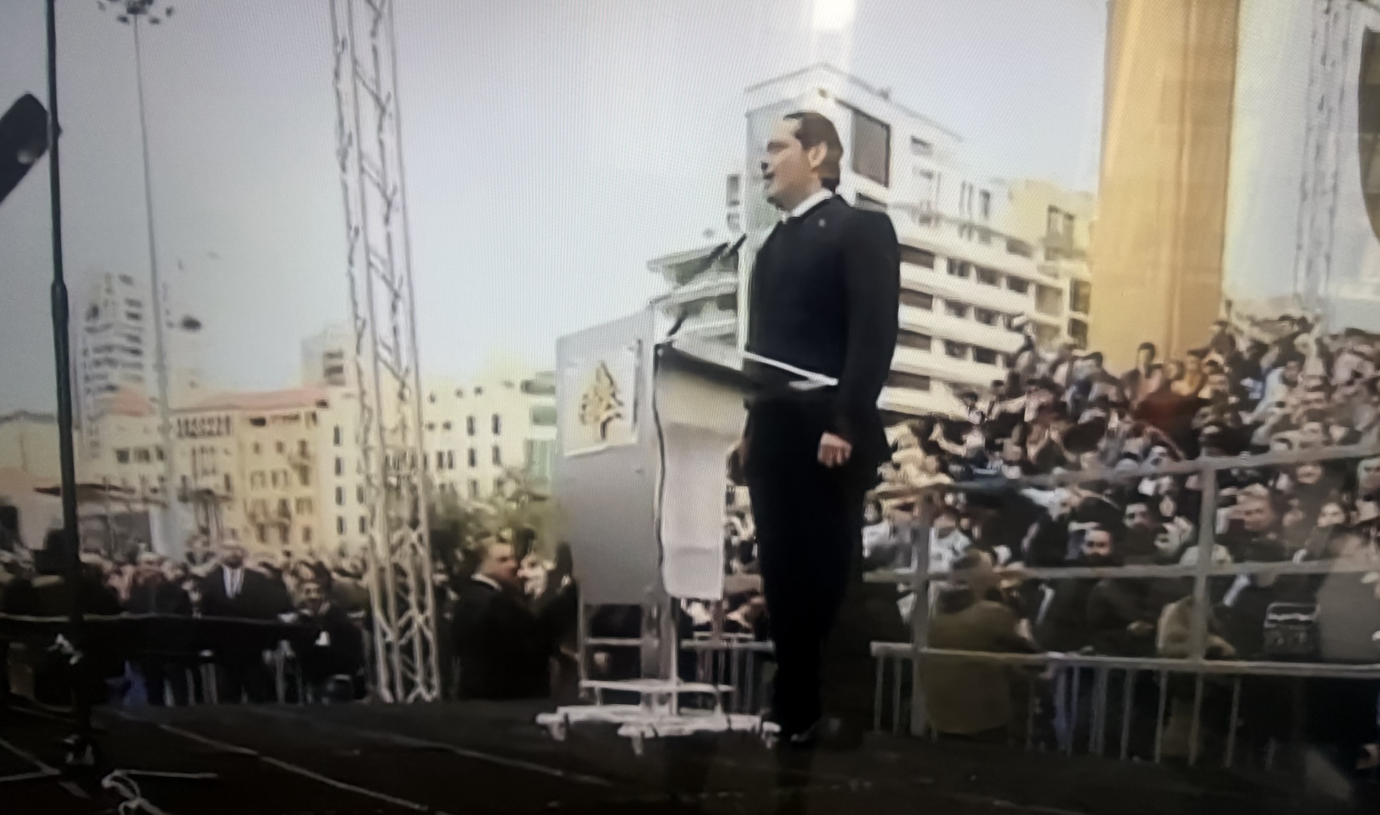 *الحريري: تطبيق الطائف كاملاً يعني لا سلاح الا بيد الدولة ولا مركزية ادارية والغاء الطائفية وانشاء مجلس الشيوخ*