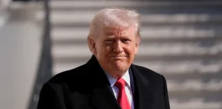 ترامب يرسل حاملة طائرات ثانية للمنطقة.. ويحذر: إما اتفاق أو “يوم سيء” ينتظر إيران