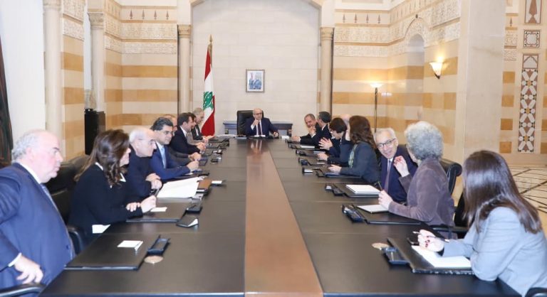 عقد رئيس مجلس الوزراء الدكتور نواف سلام صباح اليوم اللقاء الوزاري الدوري في السراي الكبير، لمتابعة التطورات السياسية وخطة الاستجابة لمتطلبات النزوح والإغاثة.