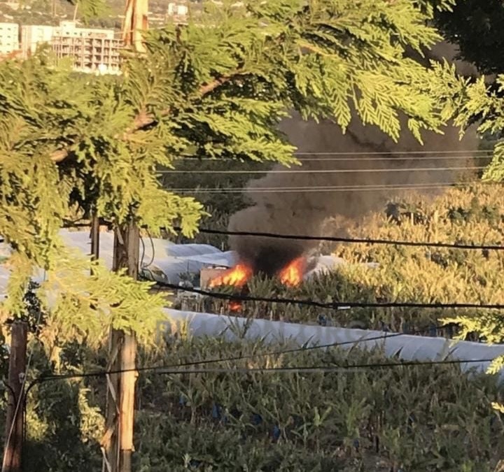 *استهداف سيارة في الغازيه حي السفير*