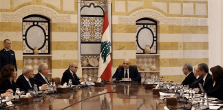 سلطة الوصاية تطعن المقاومة…(الأخبار)