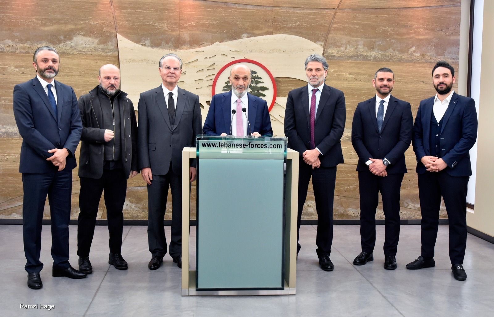 جعجع بعد لقائه تيمور جنبلاط في معراب: مع تطبيق قرار الحكومة وتأجيل محدود للانتخابات