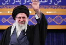 وكالة “تاس” عن بوتين: اغتيال المرشد الإيراني عملية قتل وحشية تنتهك كل معايير الاخلاق والقانون الدولي