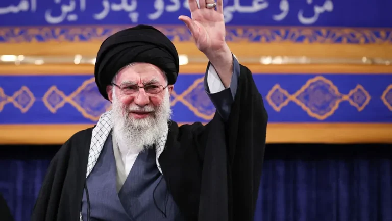 متى تاريخ مراسم دفن السيد علي خامنئي ؟