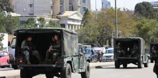 طرد السفير الإيراني: تمهيد لإصدار قرار بحظر الحزب؟