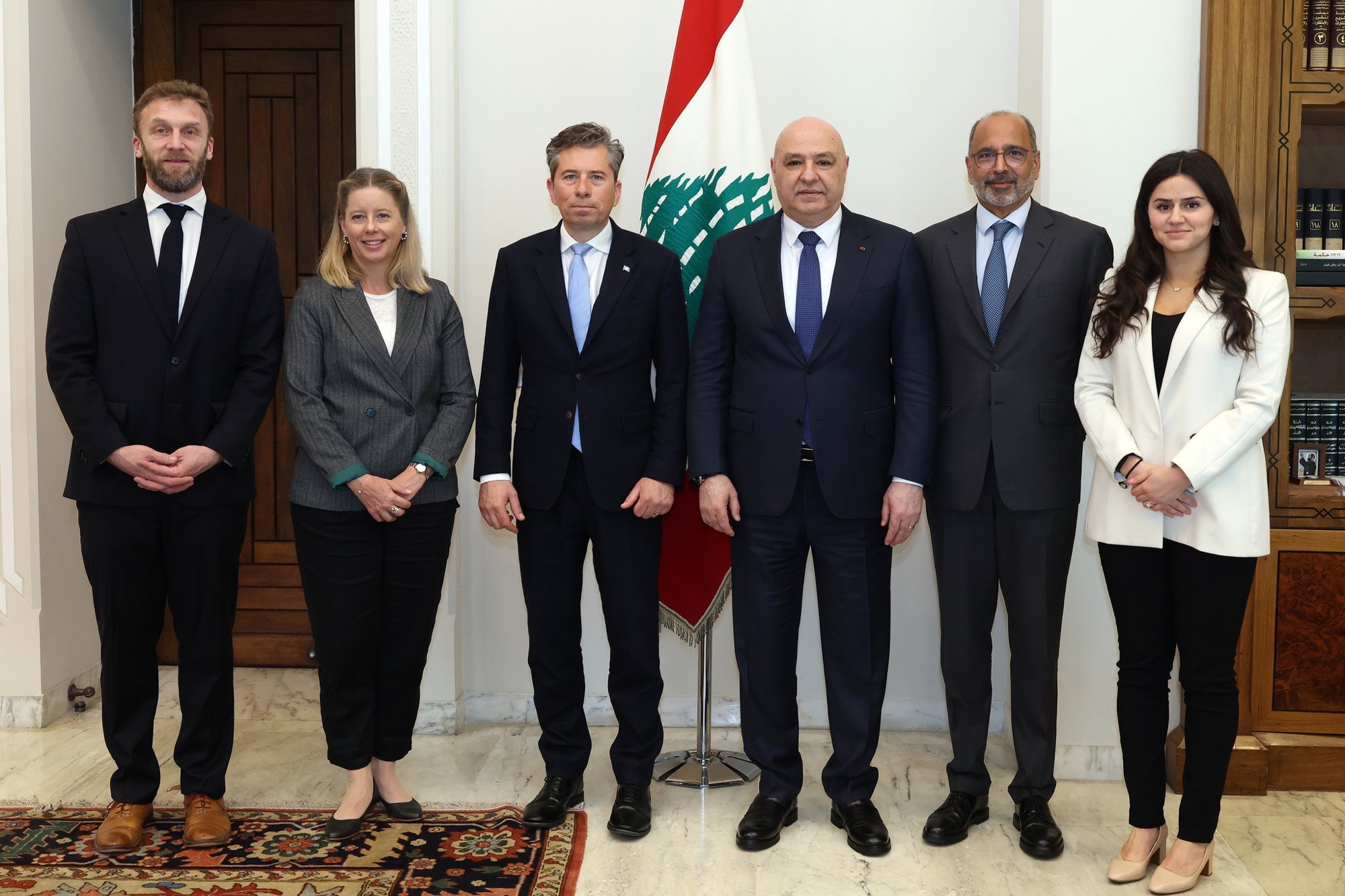 عون يبحث مع مسؤول أممي سبل دعم لبنان إنسانياً في ظل التصعيد