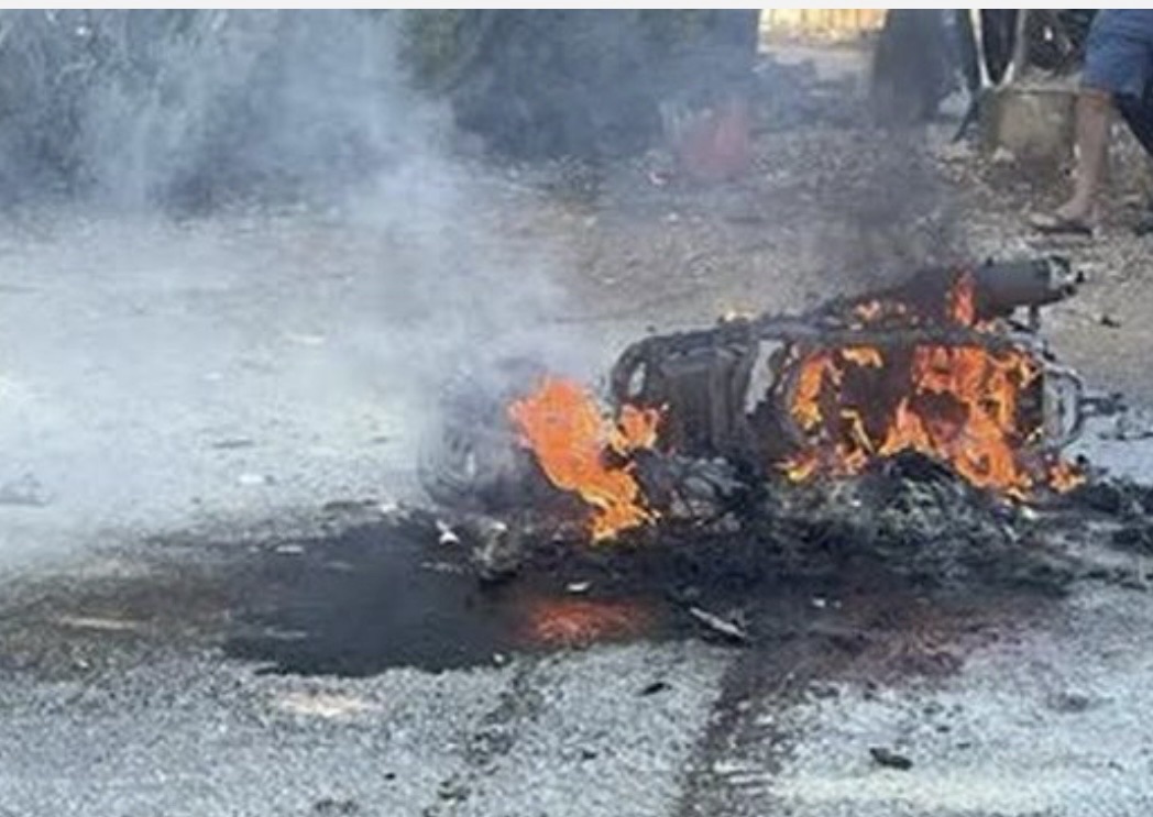 *استهداف دراجة نارية في العيشية قضاء جزين ما اسفر عن سقوط شهداء’*