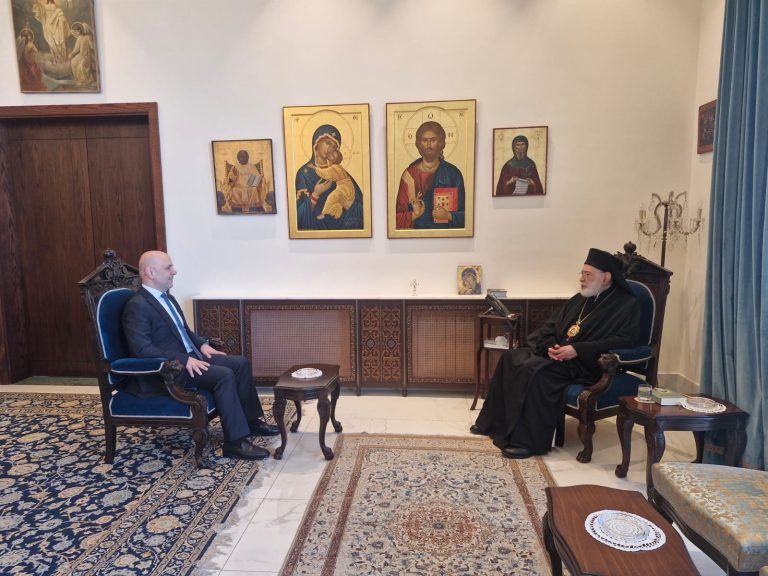 حاصباني زار المطران عوده: أمامنا اليوم فرصة للتفاوض بدعم واهتمام دولي لا يجوز أن تُفوَّت
