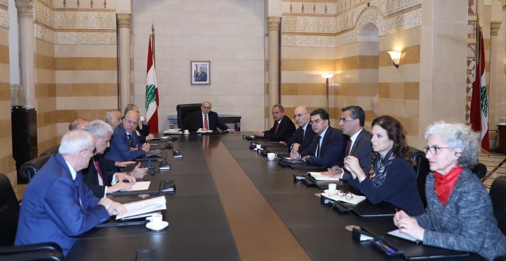 عقد رئيس مجلس الوزراء الدكتور نواف سلام صباح اليوم اللقاء الوزاري الدوري في السراي الكبير، لمتابعة التطورات السياسية وخطة الاستجابة لمتطلبات النزوح والإغاثة.