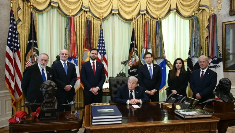 ترمب نحو توسيع نطاق تفاهمات السلام بين لبنان وإسرائيل