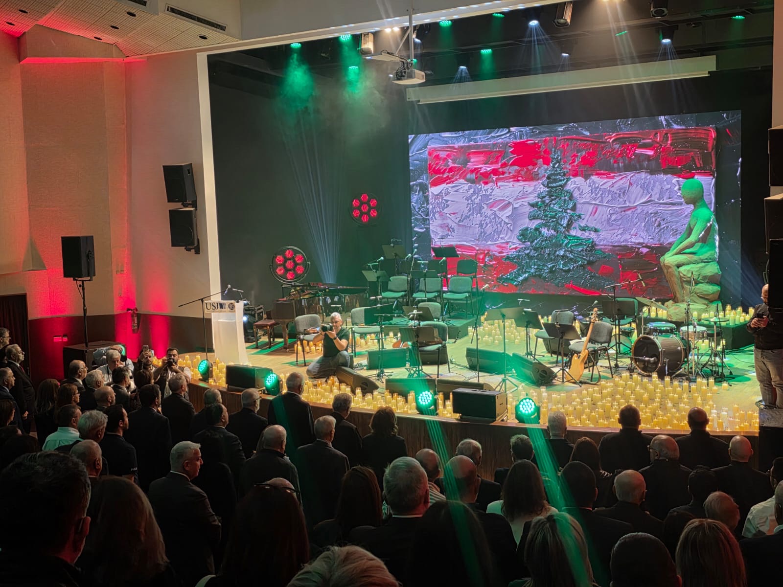 جامعة القديس يوسف تكرّم الأب سليم دكاش مسيرة أكاديمية وروحية حافلة في خدمة الإنسان وكل إنسان