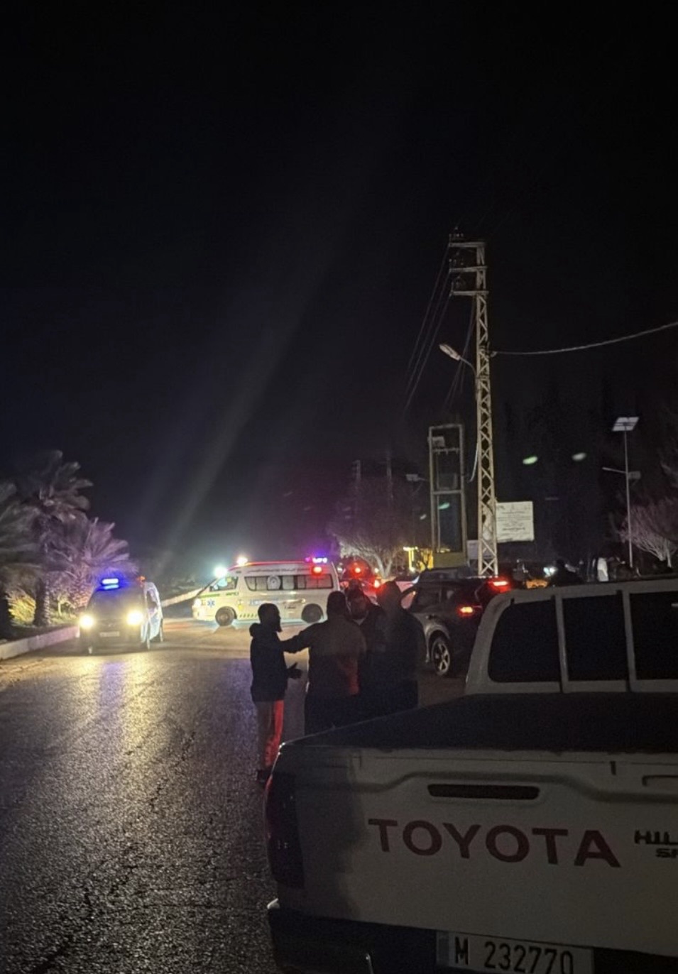 *الغارة التي استهدفت موقعاً قرب سدّ القرعون وُجّهت من مسيّرة وتبعد عن السدّ أكثر من 400 متر ولم تستهدف منشآت مائيّة تابعة لمصلحة القرعون والمعلومات الاولية تفيد بان الغارة استهدفت سيارة*