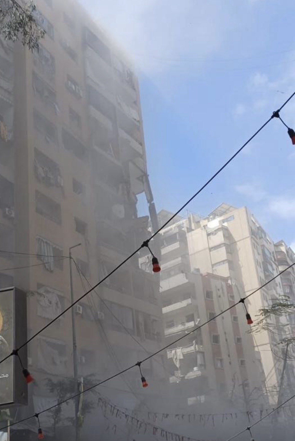 *الصورة للغارة التي استهدفت بئر العبد في الضاحية الجنوبية لبيروت منذ قليل*