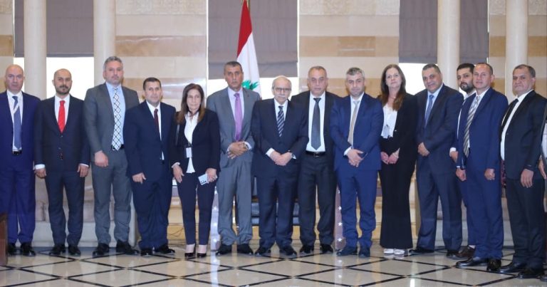سلام : تأكيد إطلاق مشروع مطار القليعات خلال ٩٠ يوماً