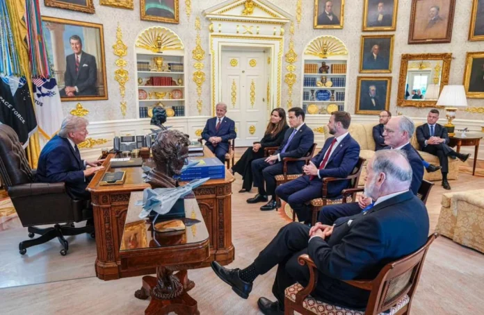 discussion-trump-white-house