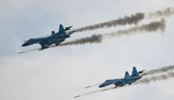 113-212647-russian-sukhoi-american-march-army-black-sea_700x400